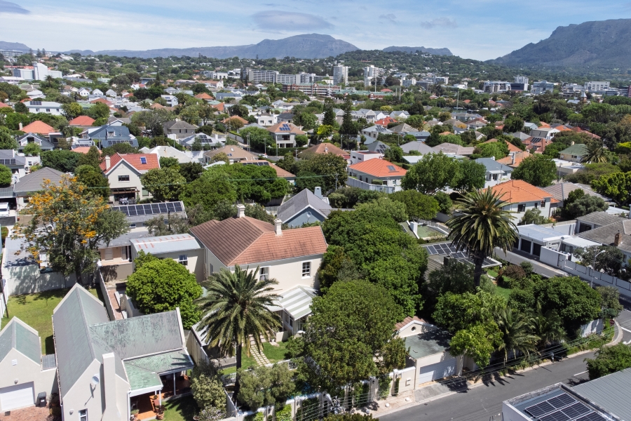 4 Bedroom Property for Sale in Claremont Western Cape